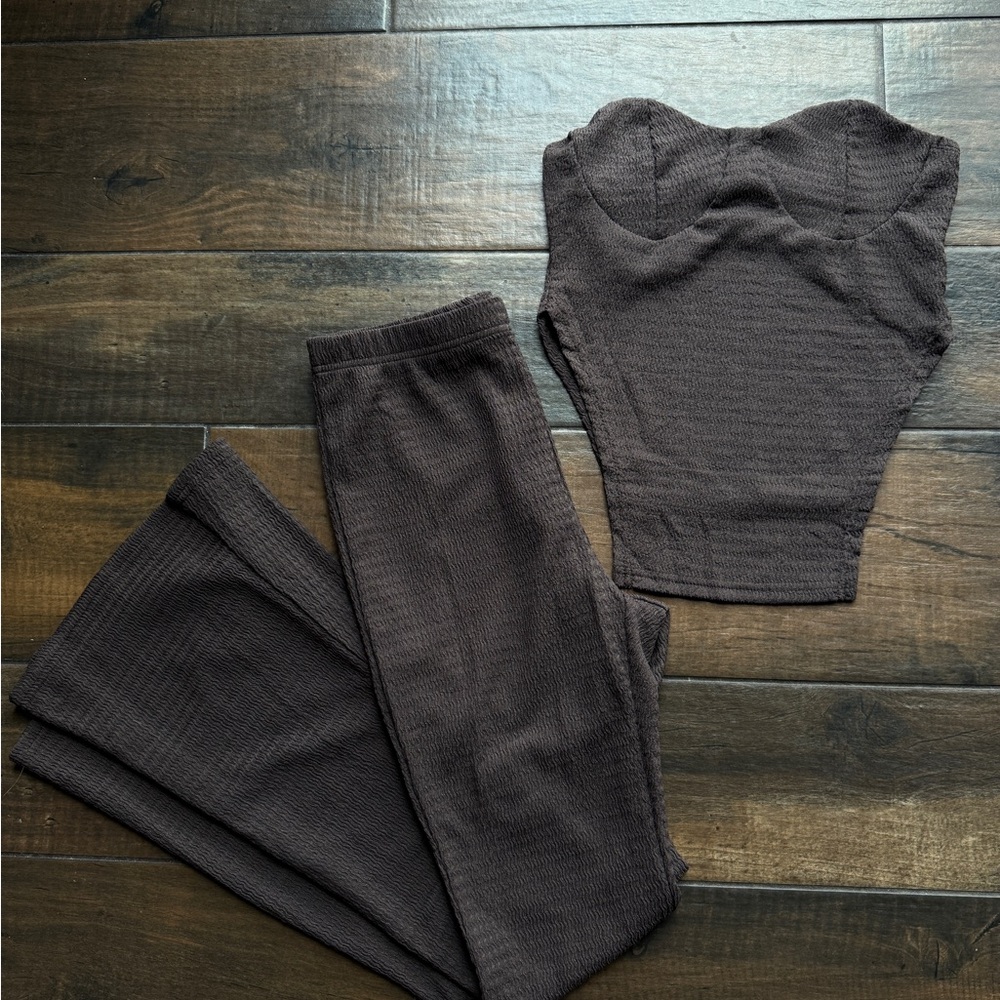 Brown Ribbed Two-Piece Set